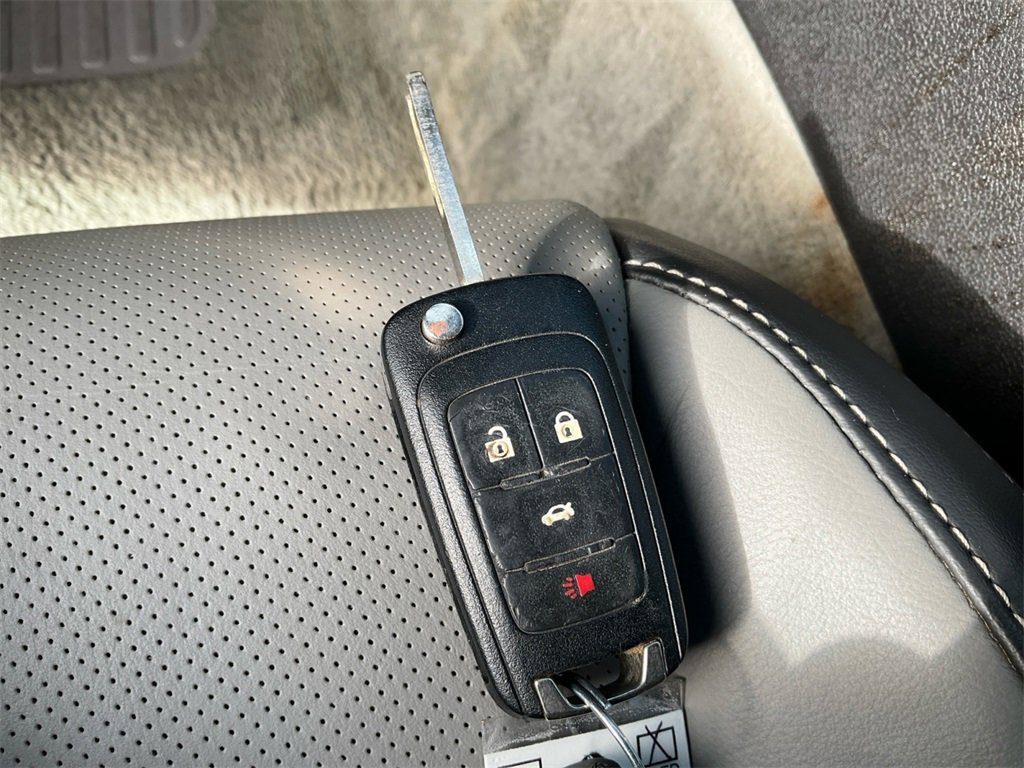 Used 2010 Chevrolet Camaro SS image 29