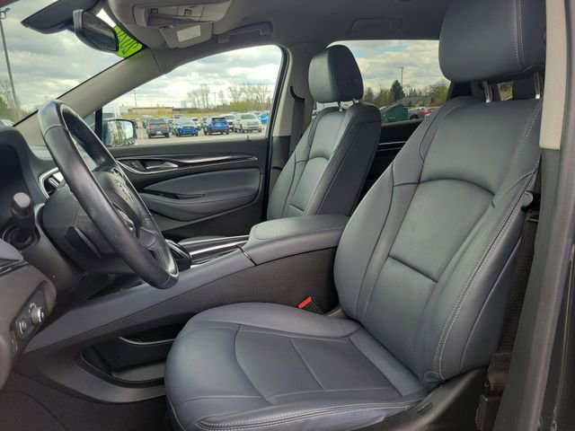 Used 2020 Buick Enclave Essence AWD/4WD image 5