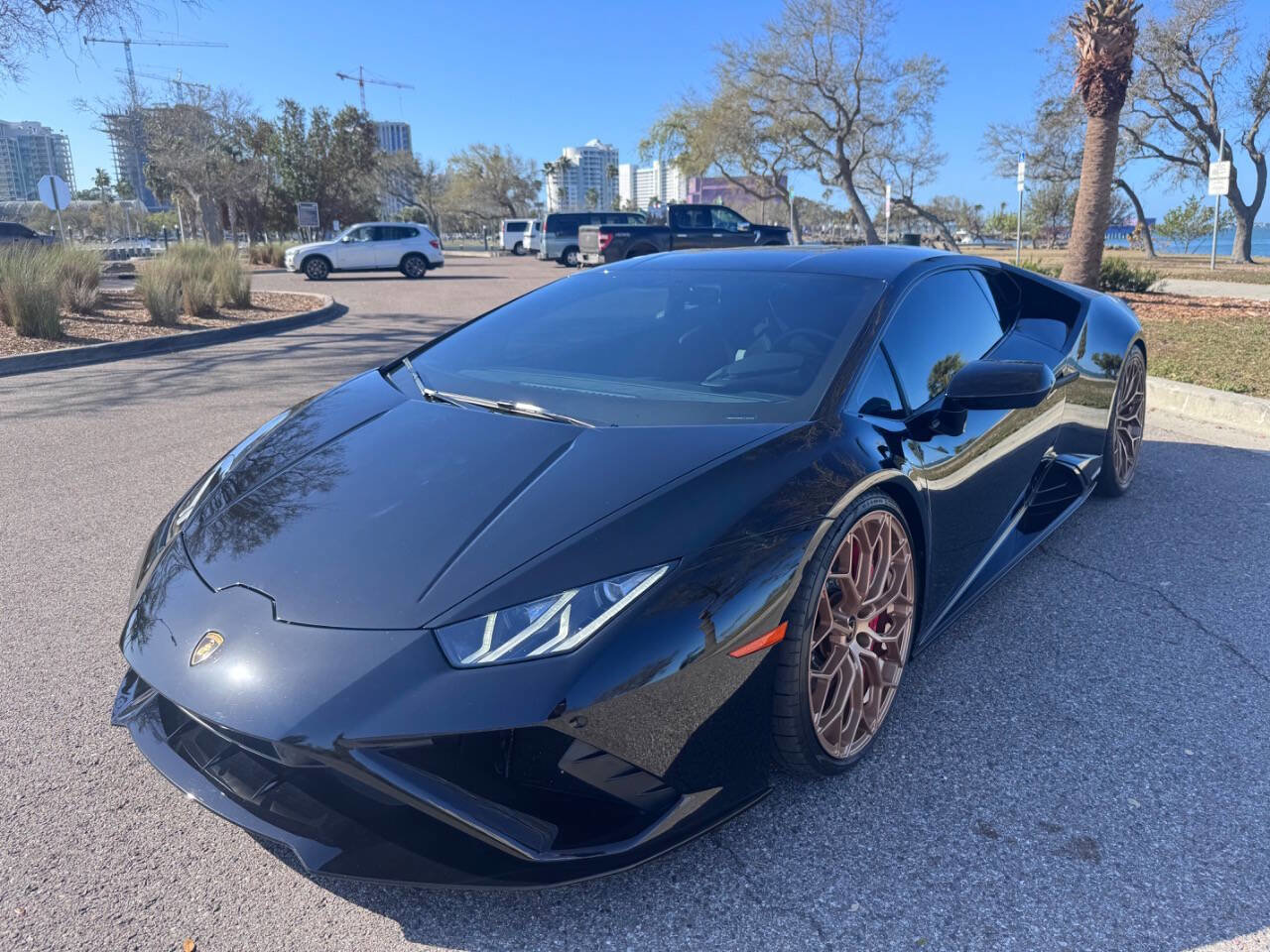 Used 2022 Lamborghini Huracan EVO image 26