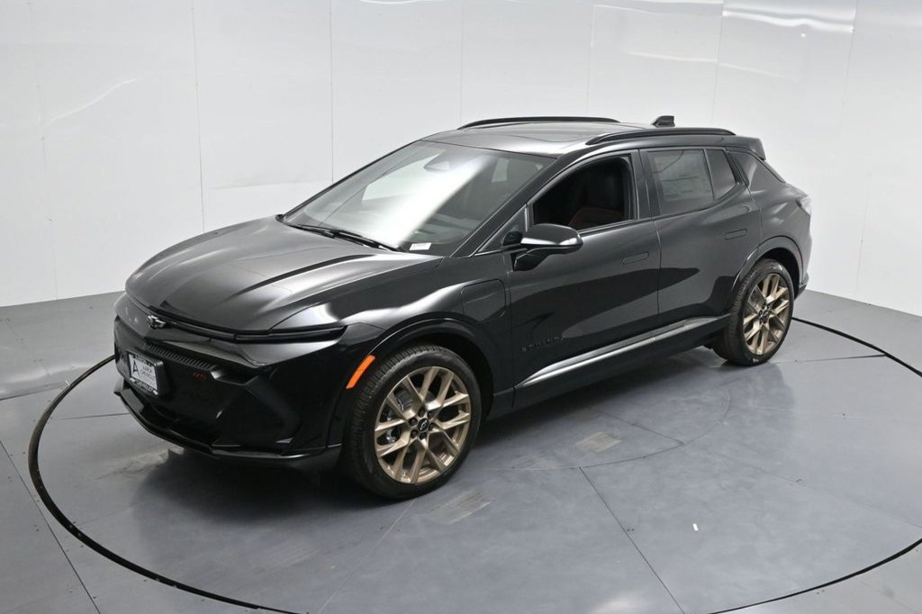 New 2026 Chevrolet Equinox EV RS w/ Convenience Package II FWD image 49