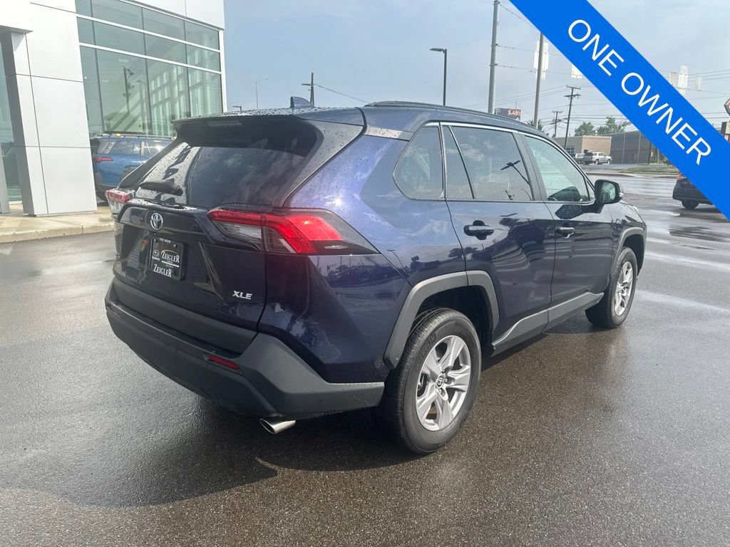Used 2025 Toyota RAV4 XLE FWD image 6