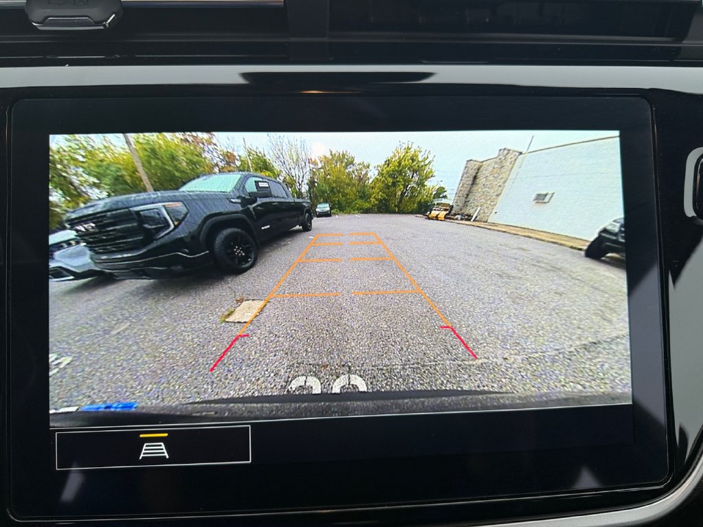 Used 2023 Chevrolet Bolt EUV LT FWD image 18