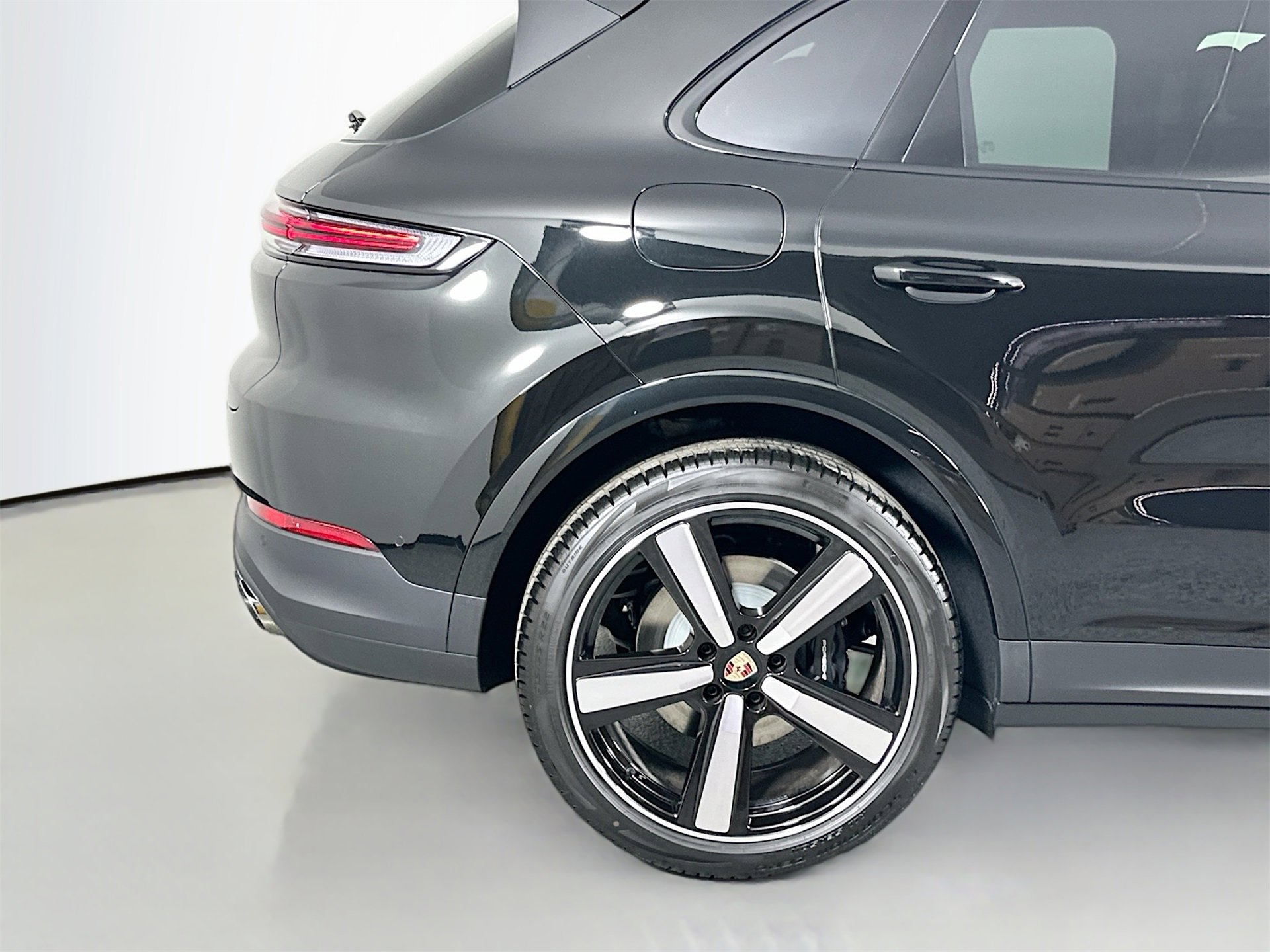 New 2026 Porsche Cayenne image 13