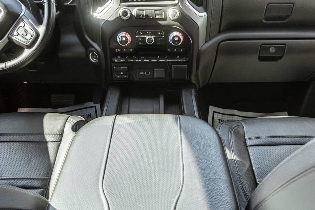 Used 2023 GMC Sierra 3500 Denali w/ Denali Ultimate Package image 14