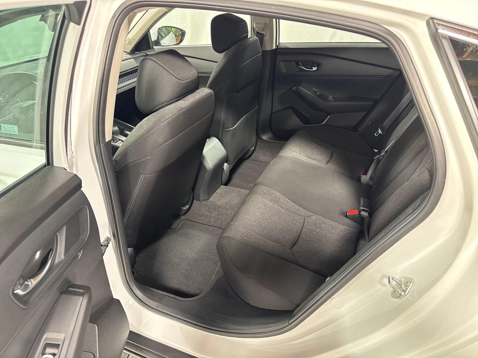Used 2023 Honda Accord EX image 5