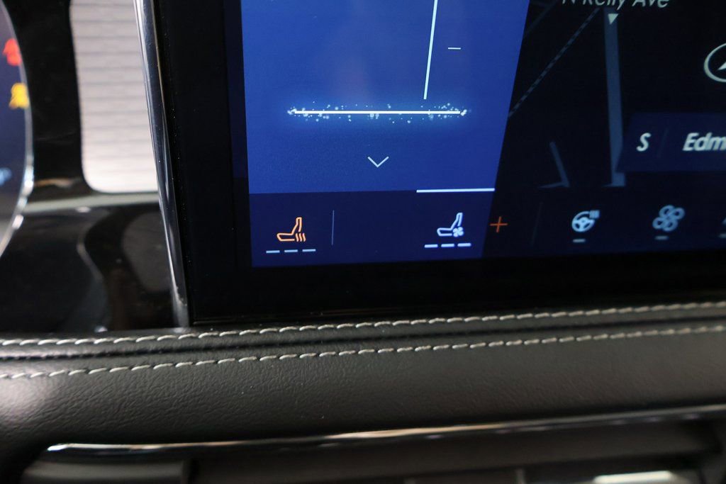 New 2026 Lincoln Corsair Premiere FWD image 8