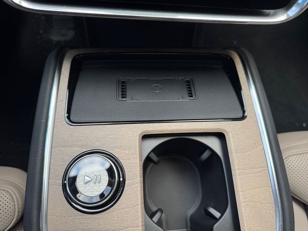 New 2026 Volvo EX90 Ultra AWD/4WD image 22
