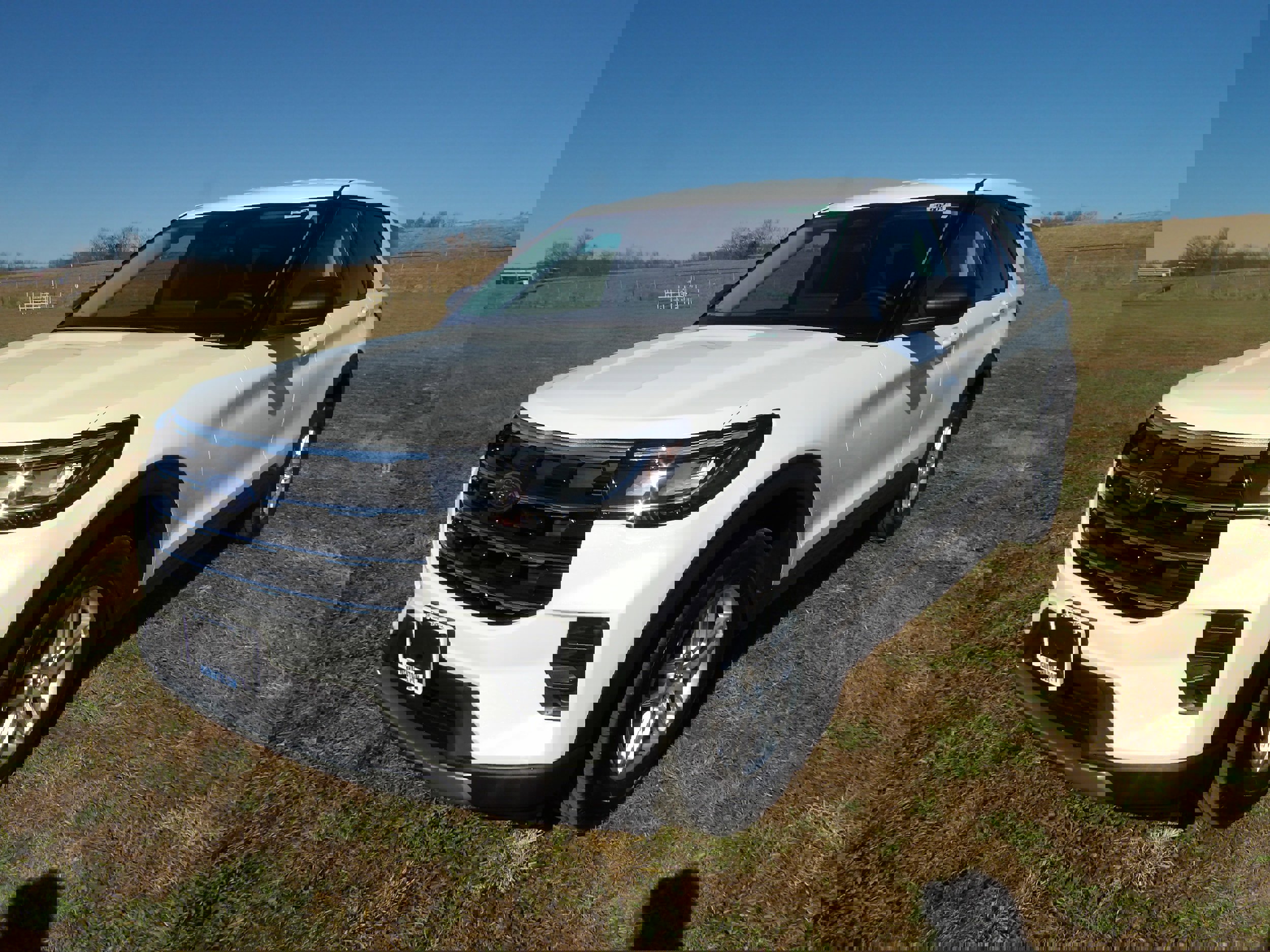 New 2026 Ford Explorer Active image 2