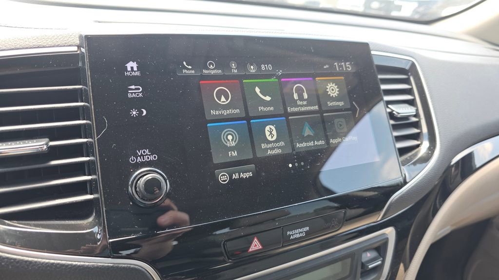 Used 2020 Honda Pilot Touring image 17