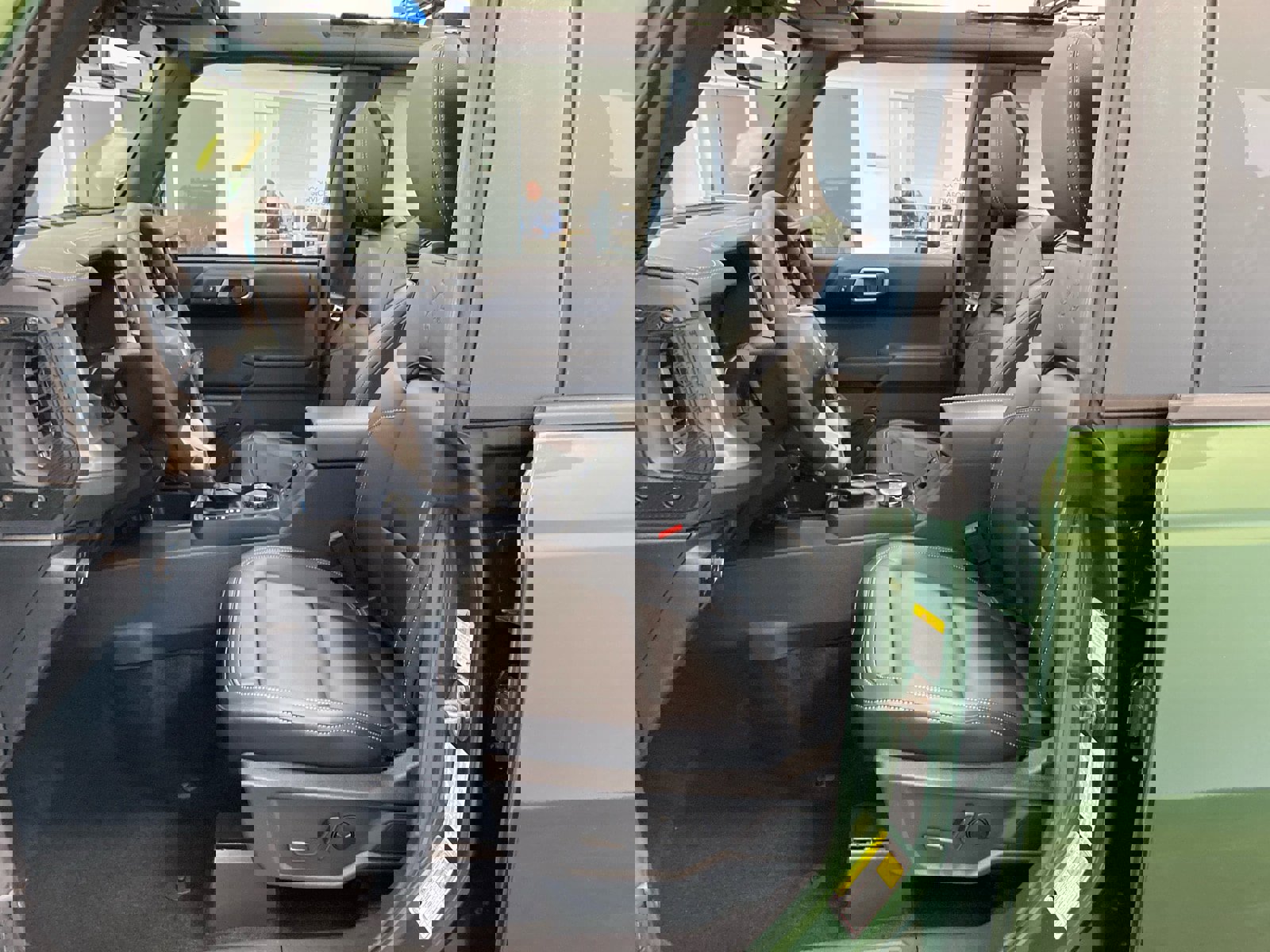 New 2025 Ford Bronco Outer Banks image 16