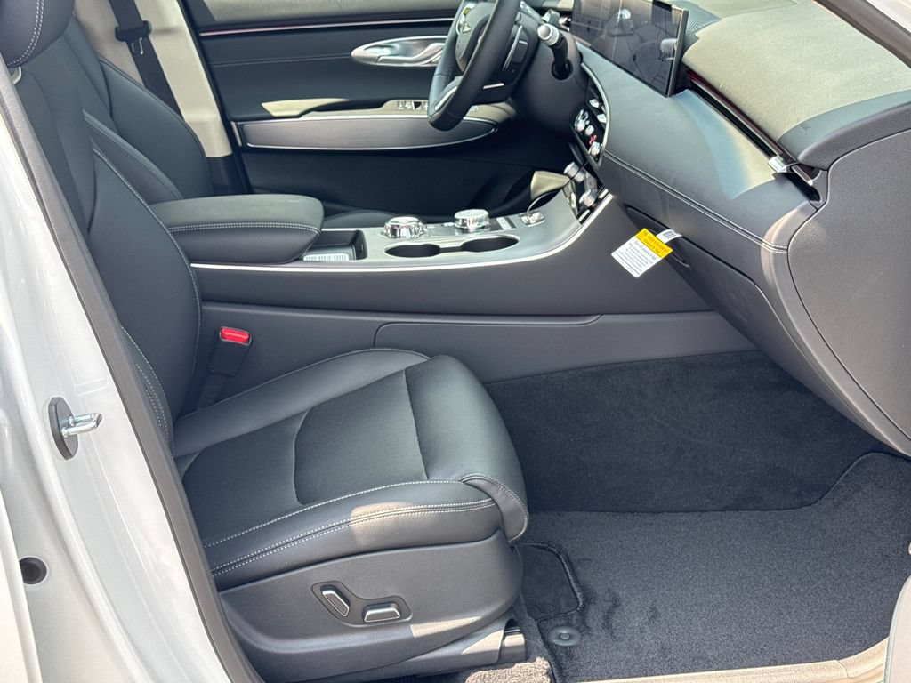 New 2026 Genesis GV70 2.5T Select AWD/4WD image 15