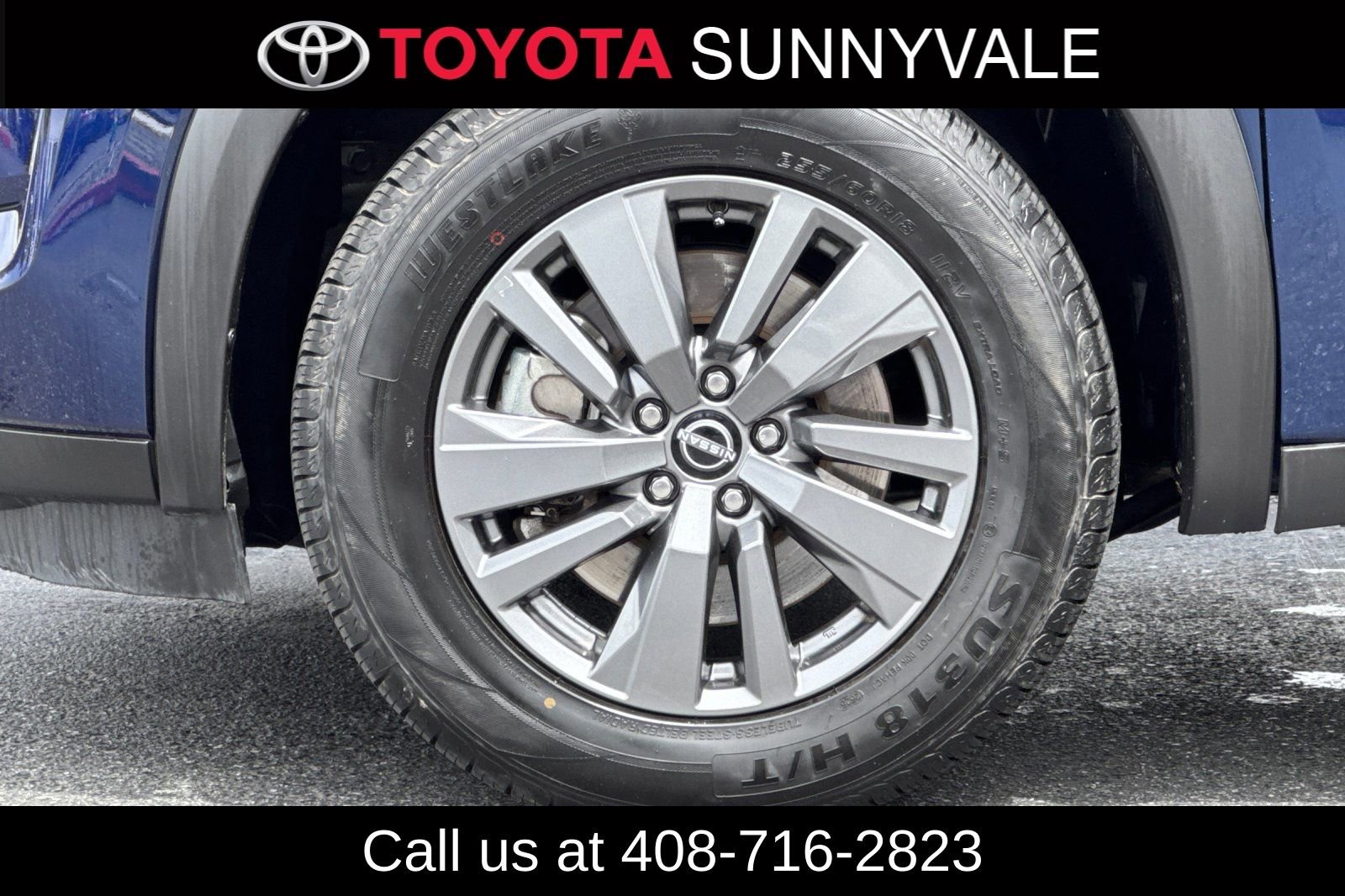 Used 2025 Nissan Pathfinder SV FWD image 12