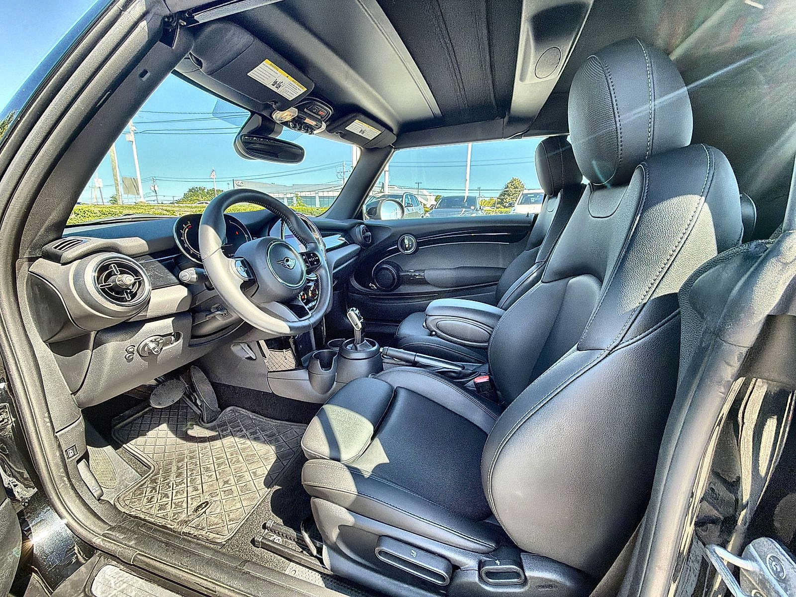 Used 2024 MINI Cooper S FWD image 10
