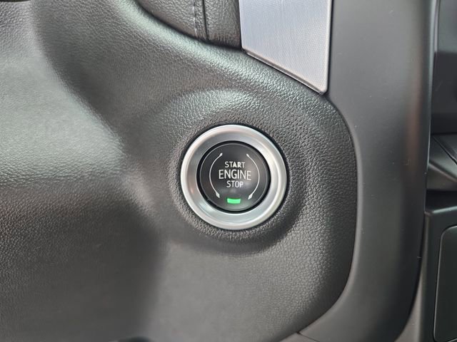 Used 2022 GMC Sierra 1500 SLE image 27