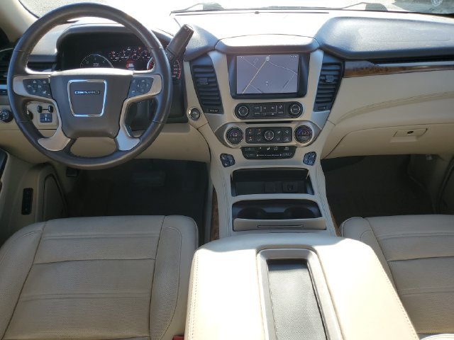 Used 2015 GMC Yukon XL Denali w/ Touring Package AWD/4WD image 29