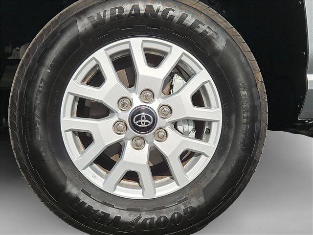 Certified 2026 Toyota Tacoma SR5 w/ SR5 Upgrade Package AWD/4WD image 29