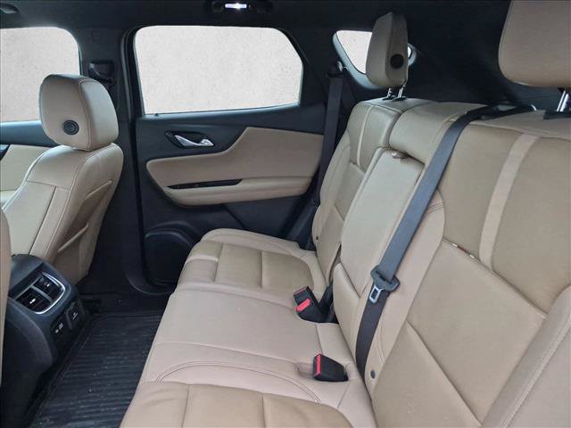 Used 2019 Chevrolet Blazer Premier w/ Sun and Wheels Package FWD image 11