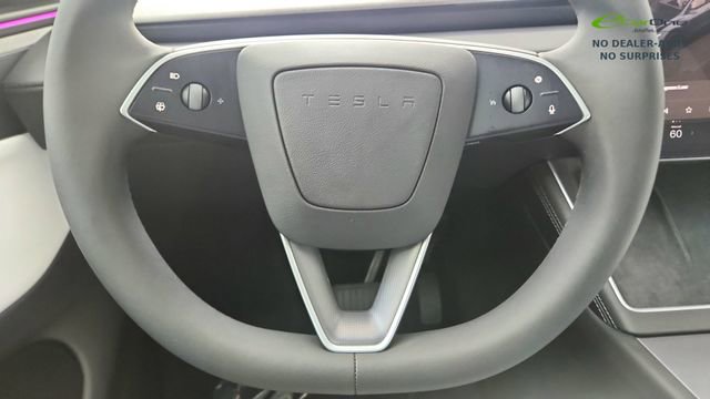 Used 2026 Tesla Model Y 2WD image 39
