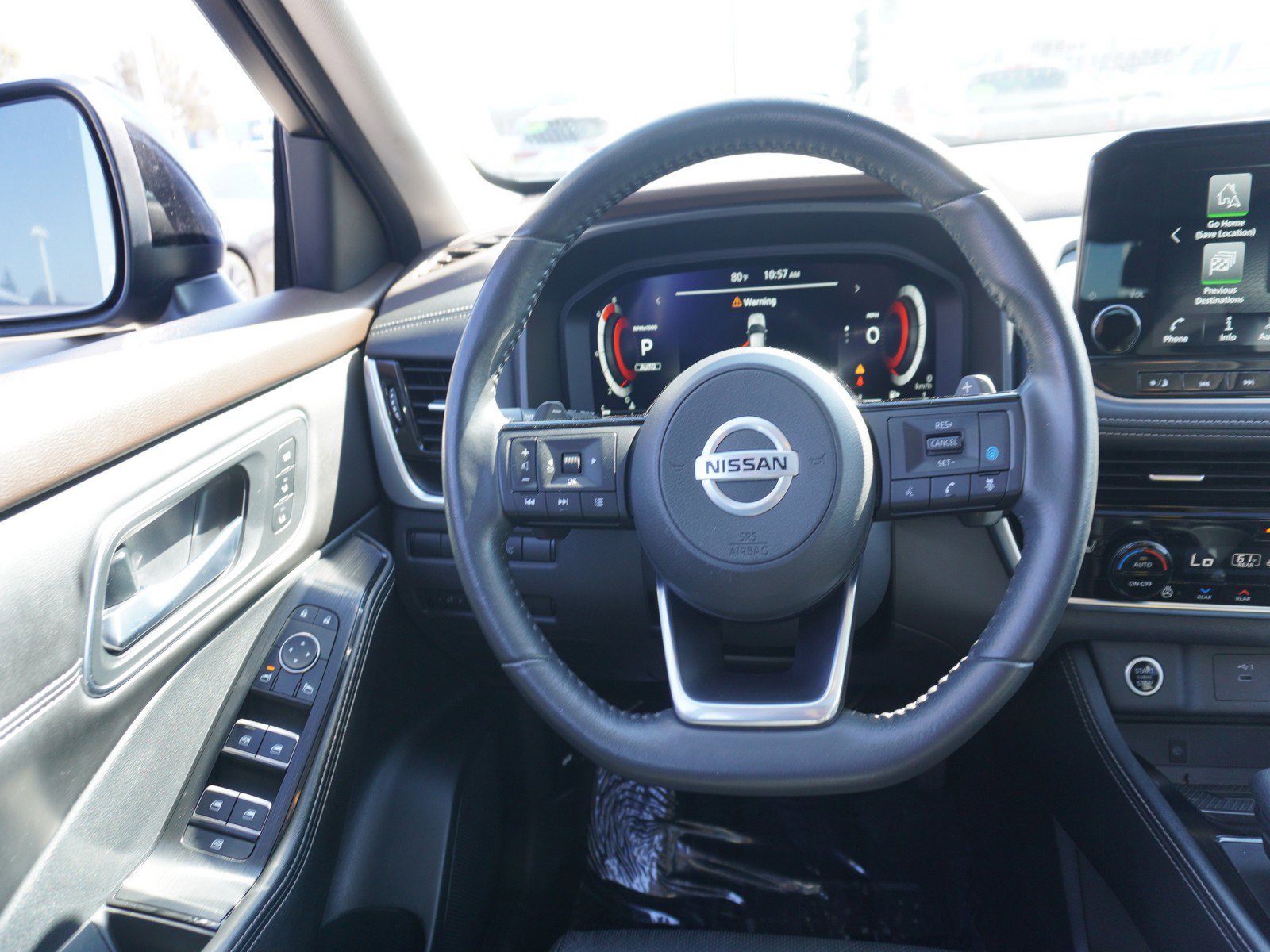 Used 2021 Nissan Rogue Platinum image 19
