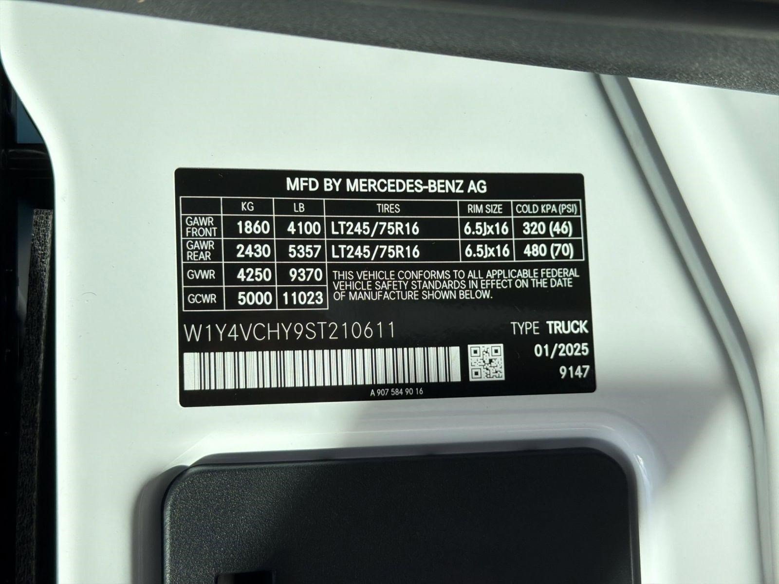 New 2025 Mercedes-Benz eSprinter 170 Cargo image 18
