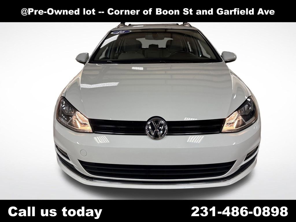 Used 2016 Volkswagen Golf S FWD image 8