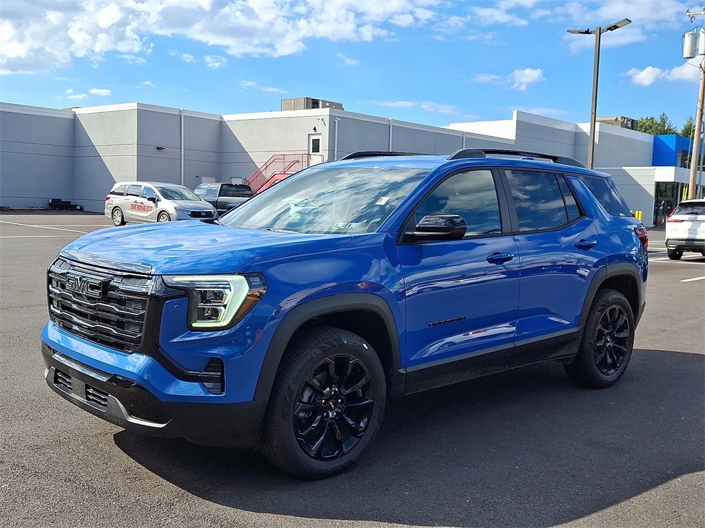 New 2026 GMC Terrain Elevation w/ Elevation Premium Package image 2