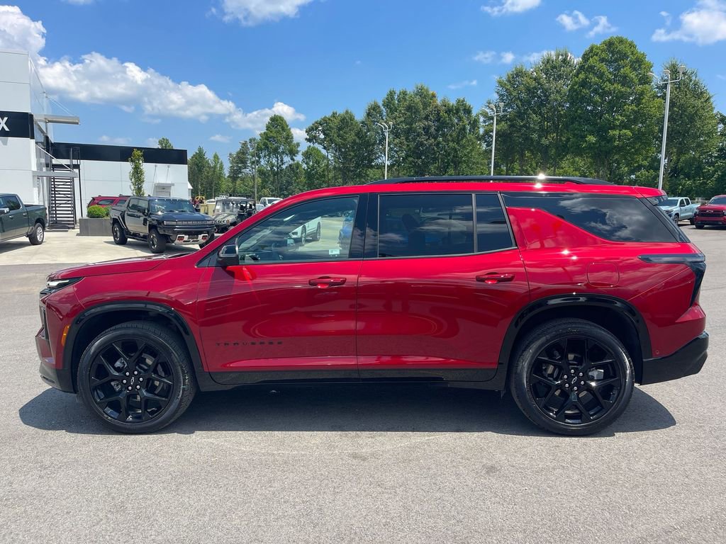 Used 2024 Chevrolet Traverse RS w/ LPO, Floor Liner Package image 2