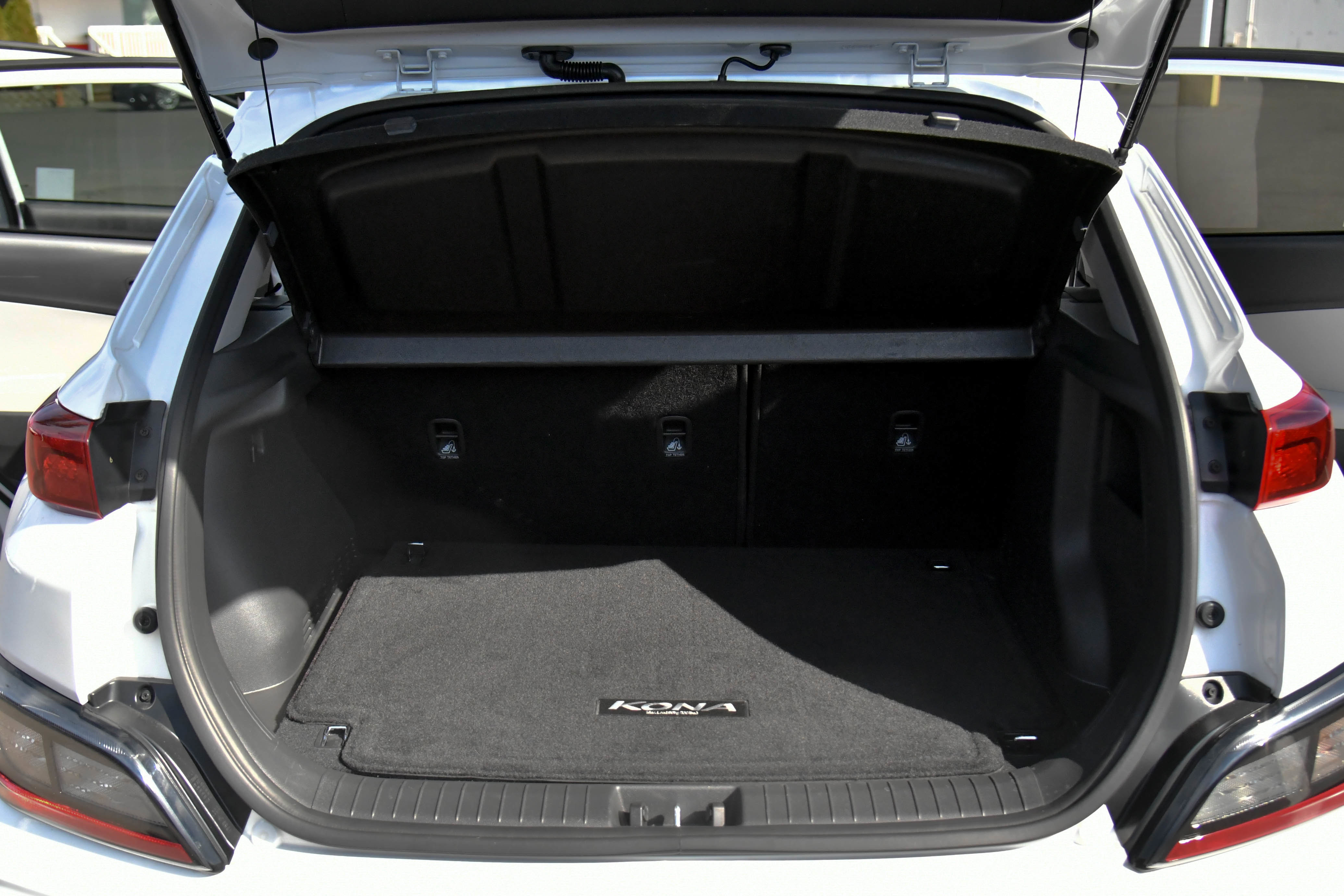 Used 2023 Hyundai Kona SE image 37