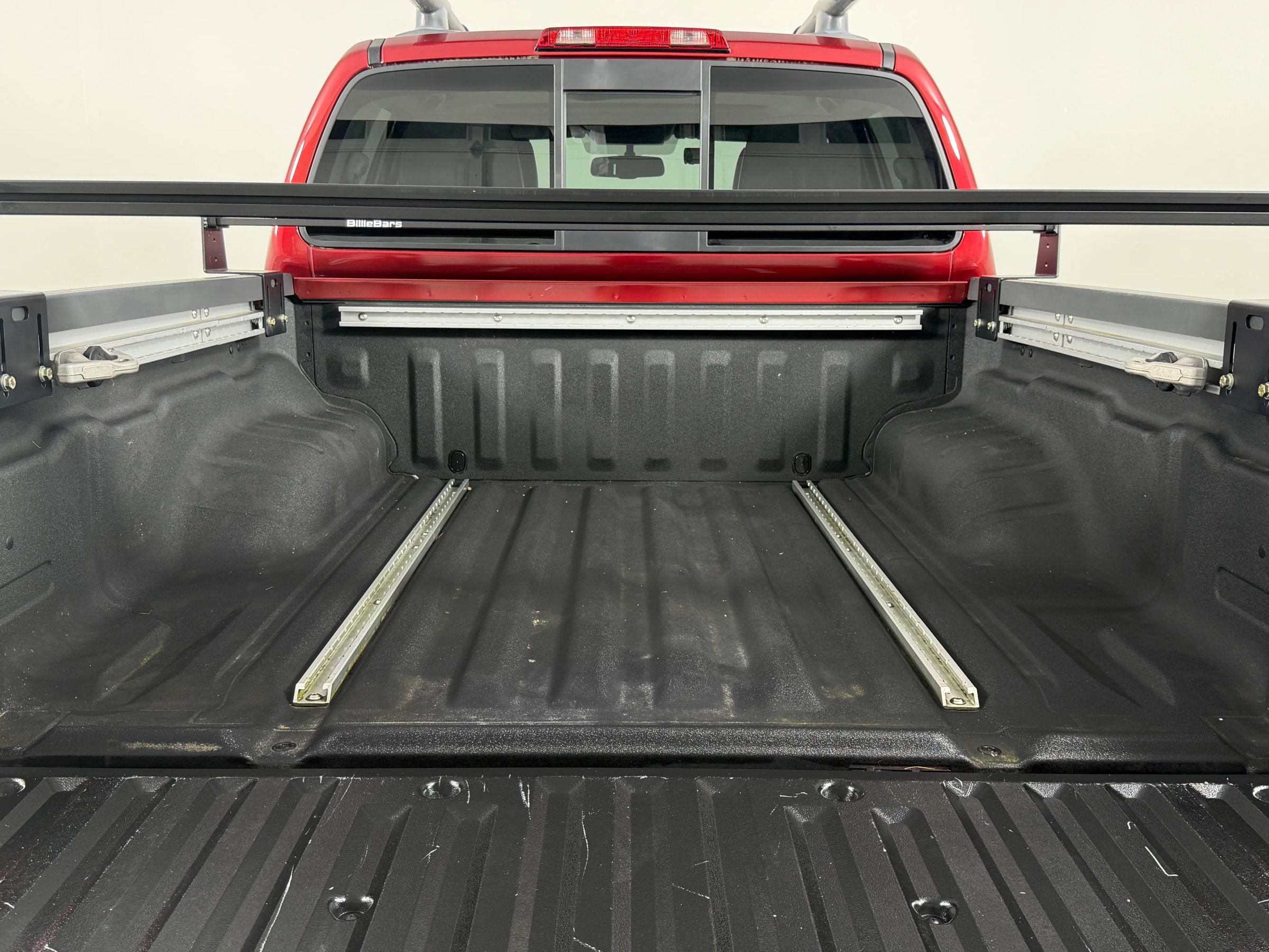 Used 2021 Nissan Frontier PRO-4X w/ Pro-4x Utility Package AWD/4WD image 34