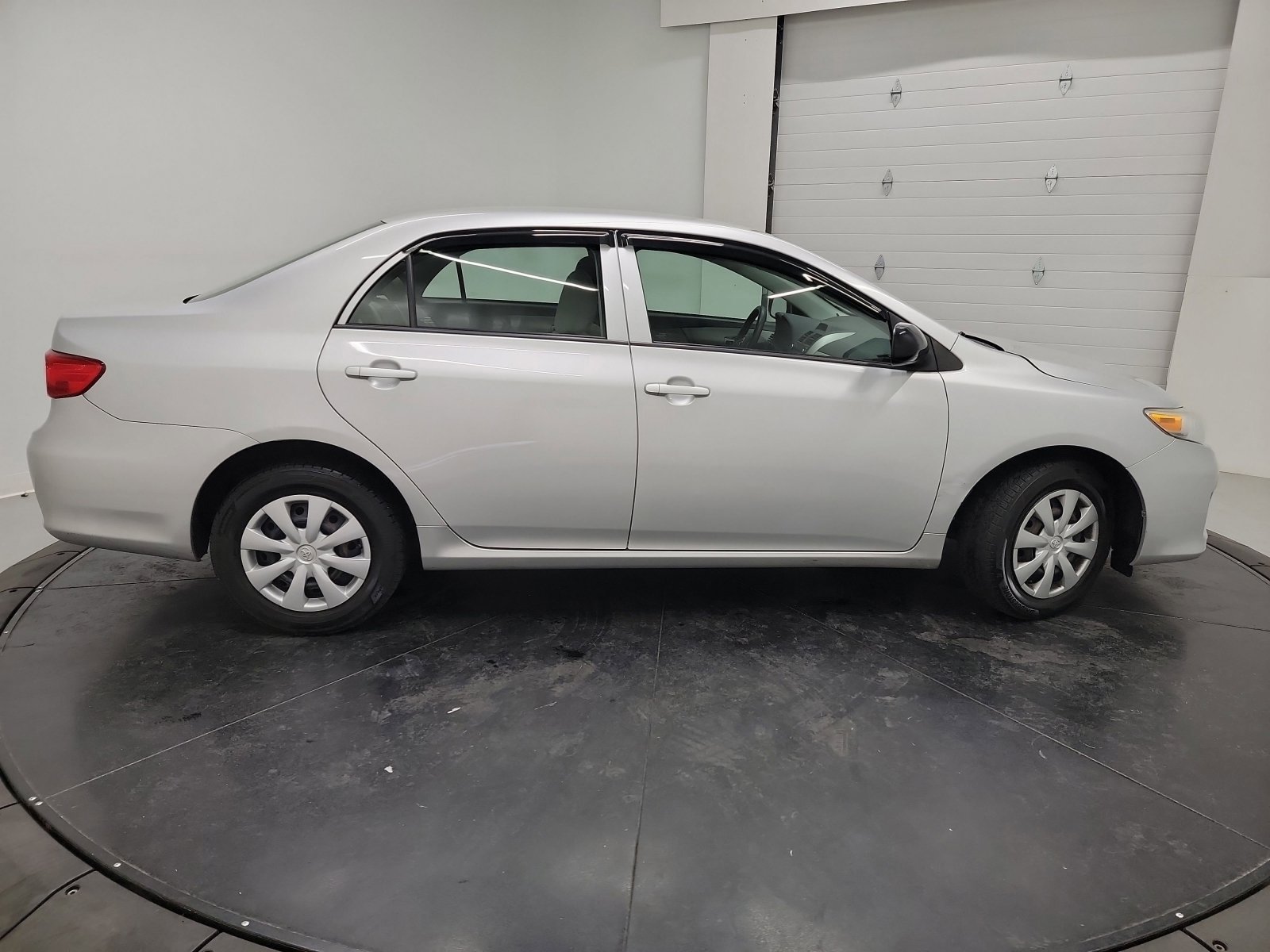 Used 2013 Toyota Corolla L FWD image 11
