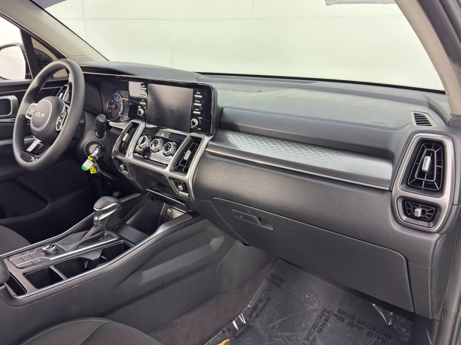 Used 2022 Kia Sorento LX FWD image 13