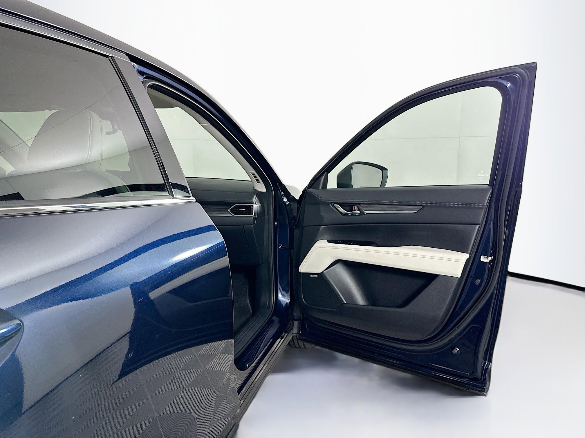 Used 2018 MAZDA CX-5 Grand Touring w/ Premium Package image 33