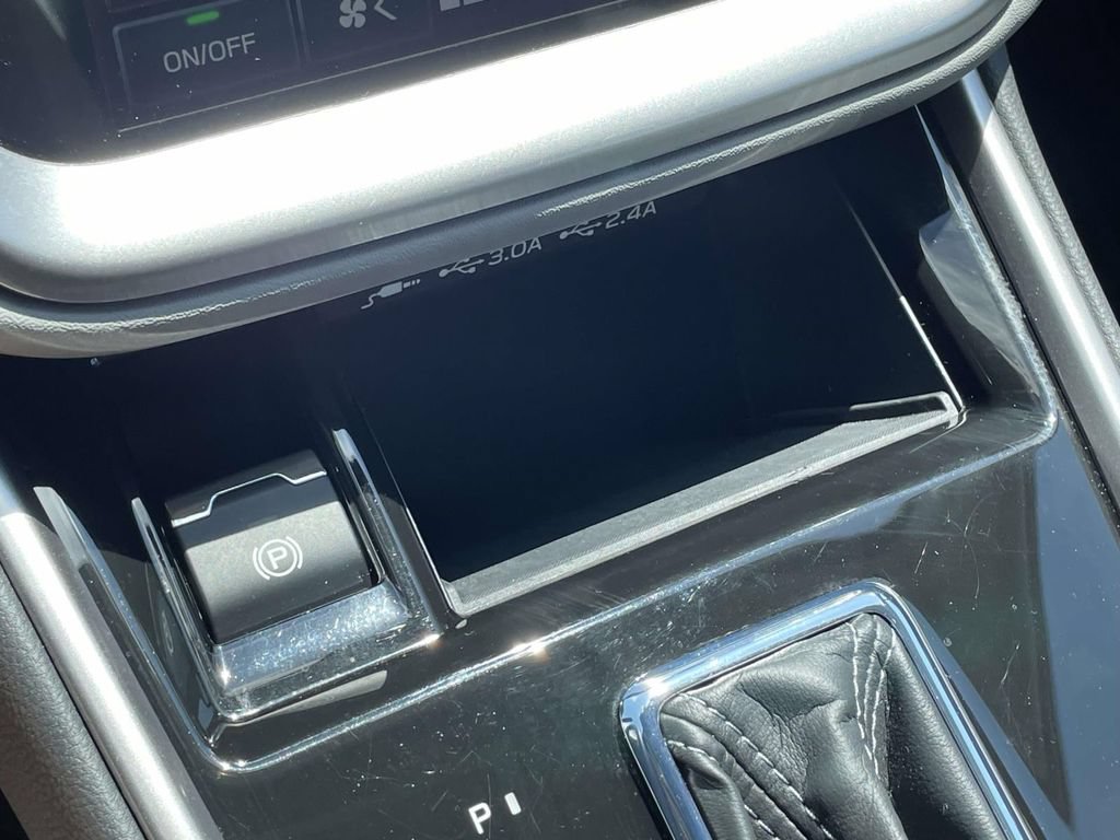 Certified 2025 Subaru Legacy Premium AWD/4WD image 20