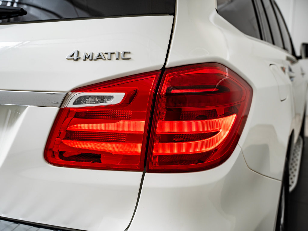 Used 2016 Mercedes-Benz GL 450 4MATIC image 9