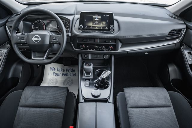 Used 2026 Nissan Rogue SV image 24