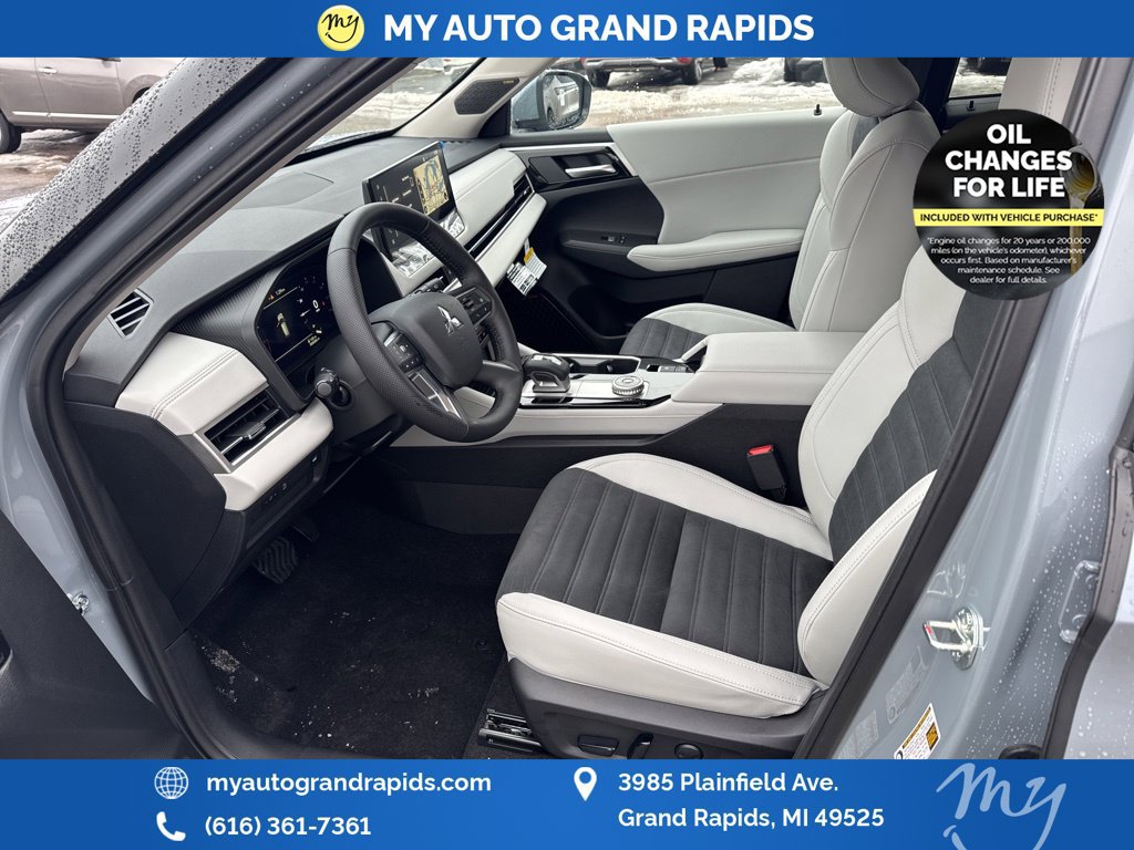 Used 2026 Mitsubishi Outlander SE AWD/4WD image 10