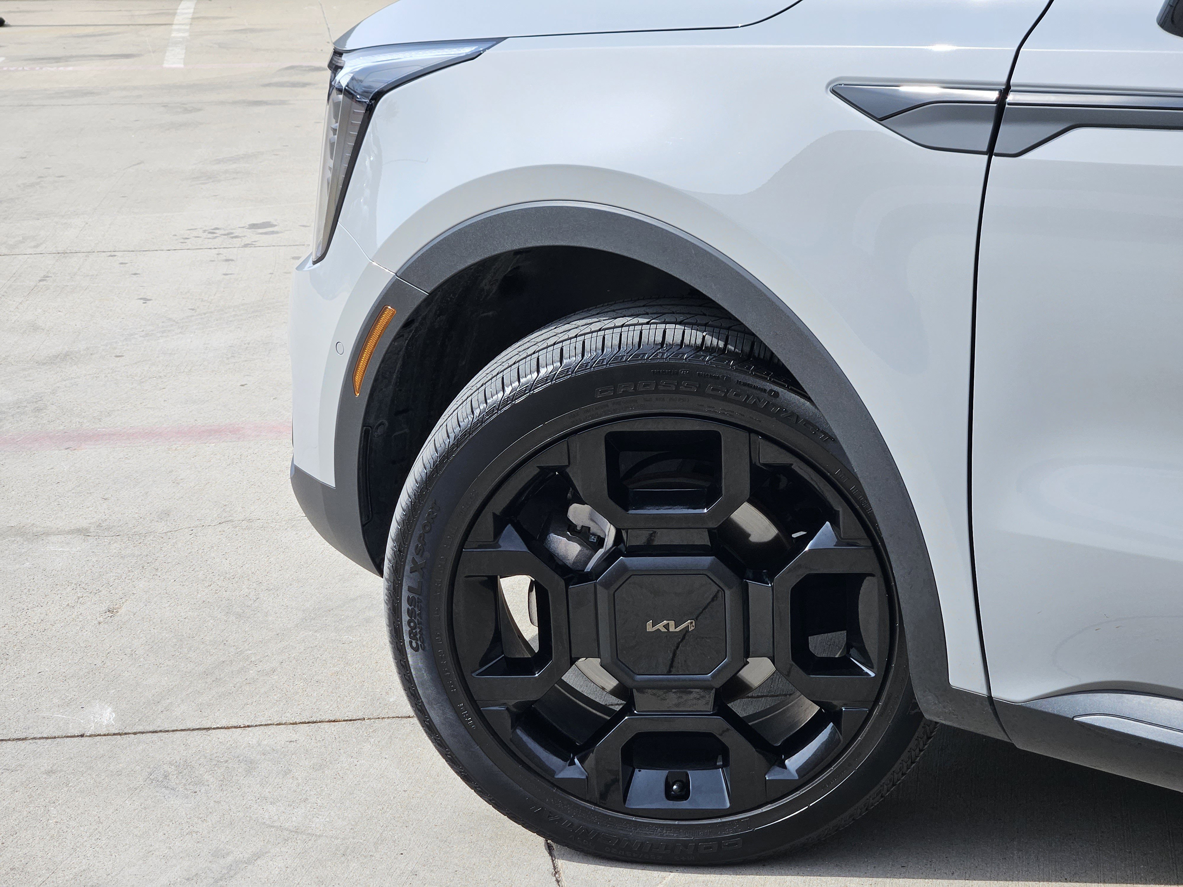 Used 2025 Kia Sorento SX Prestige image 5