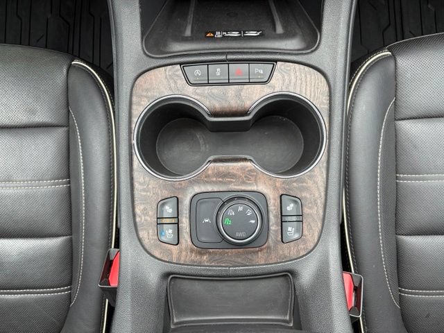 Used 2020 GMC Acadia Denali w/ Denali Ultimate Package AWD/4WD image 29