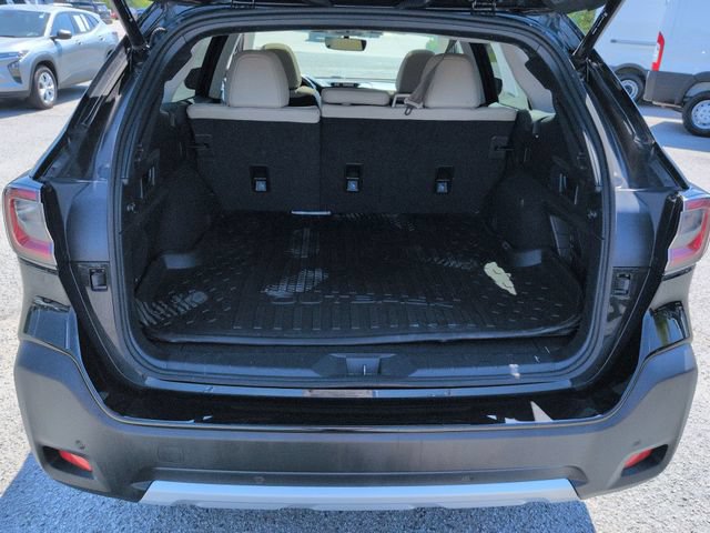 Used 2023 Subaru Outback Limited AWD/4WD image 31