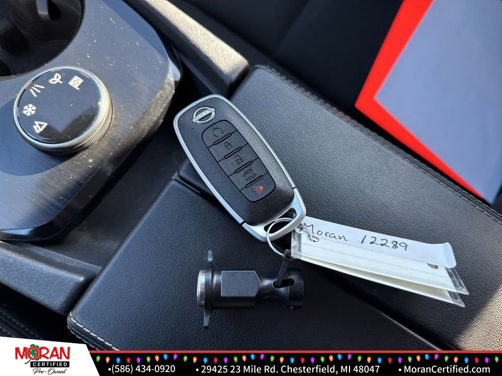 Used 2024 Nissan Rogue S image 28