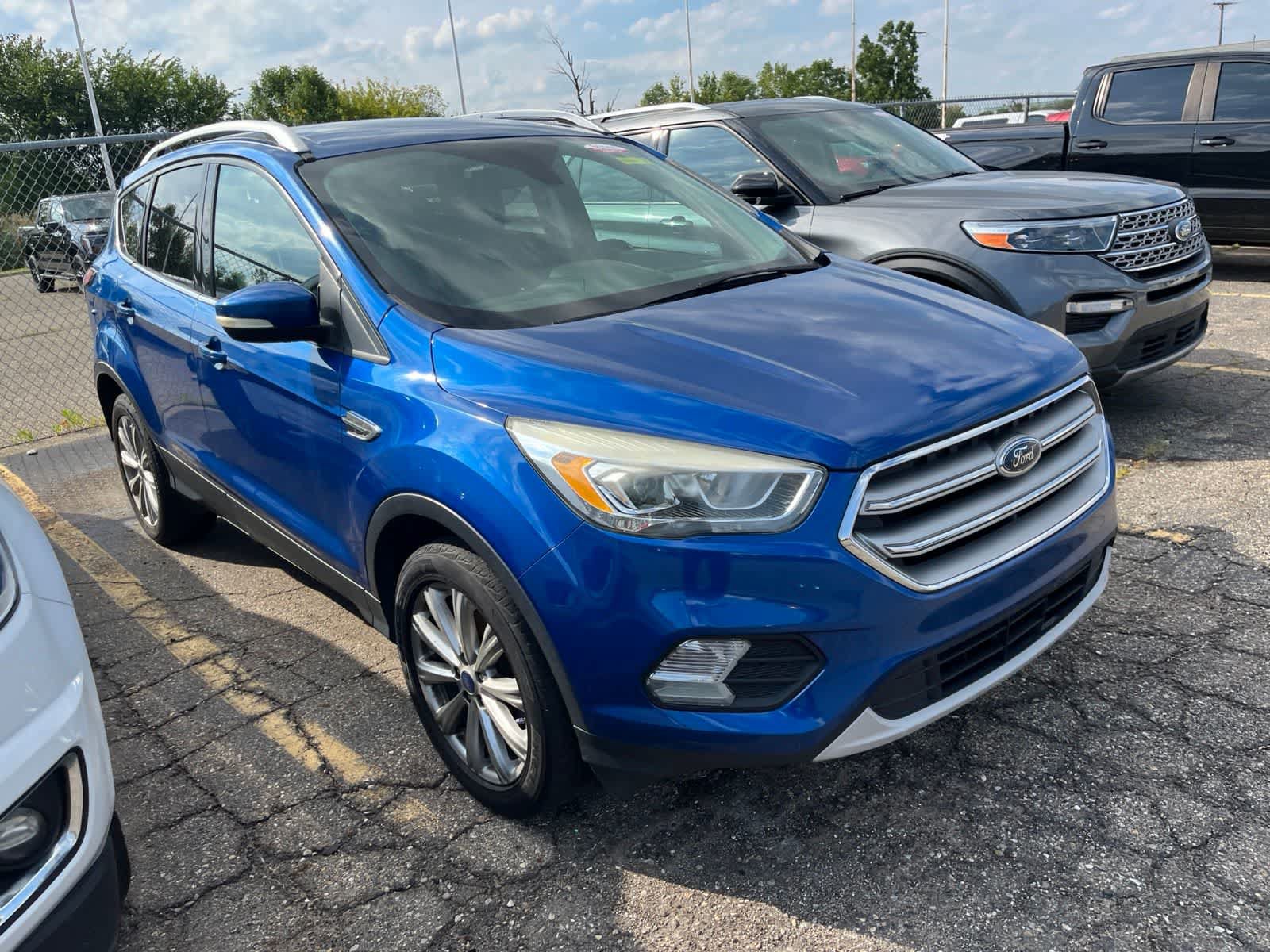 Used 2017 Ford Escape Titanium FWD image 19