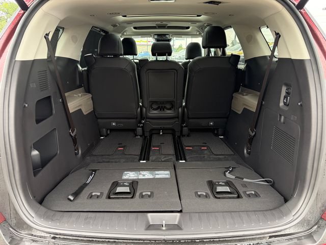 Certified 2025 Kia Carnival SX FWD image 21
