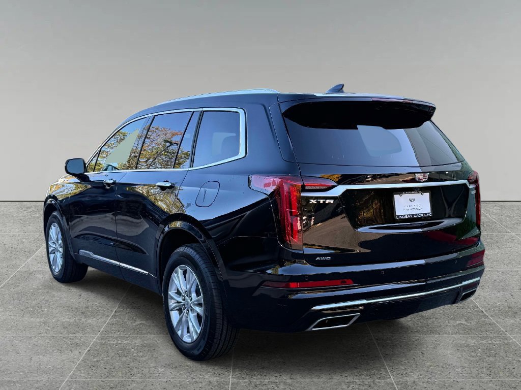 Certified 2025 Cadillac XT6 Luxury AWD/4WD image 12