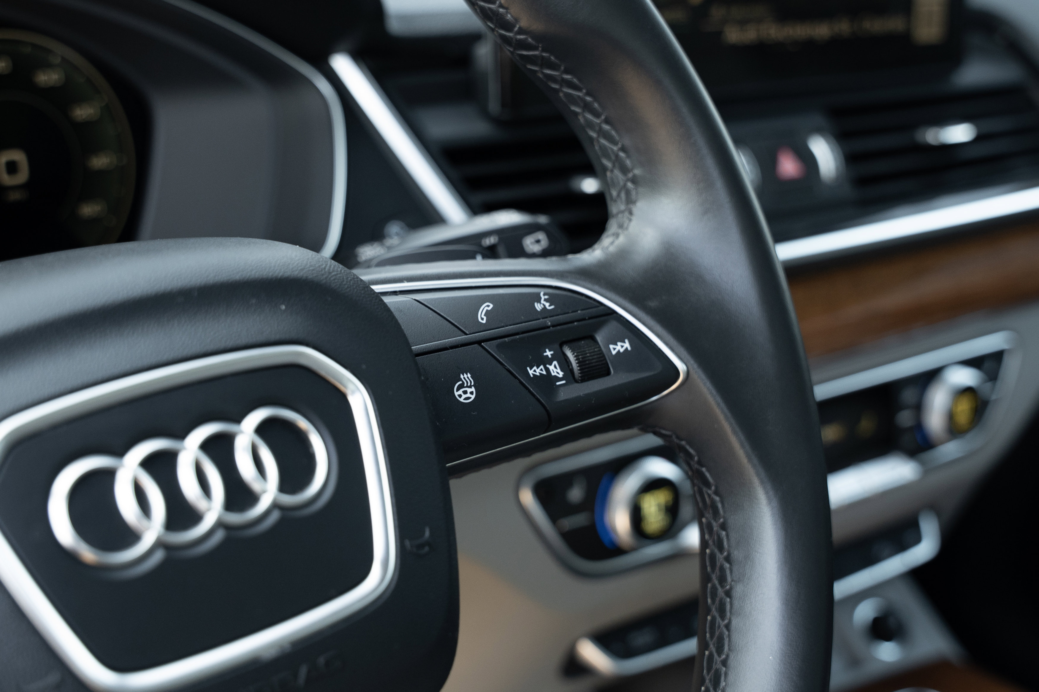Certified 2023 Audi Q5 2.0T Premium Plus image 12