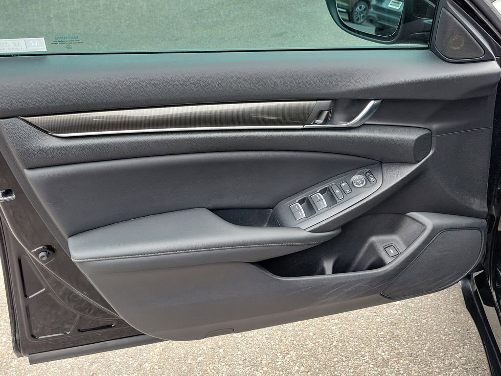 Used 2022 Honda Accord Sport image 16