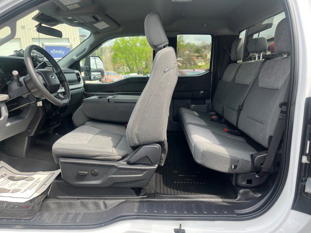 Used 2024 Ford F350 XLT image 15