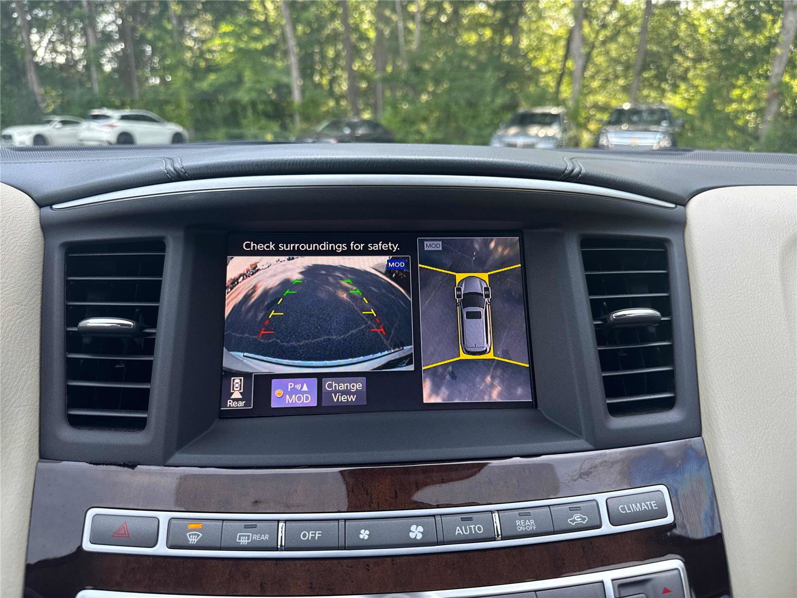 Used 2017 INFINITI QX60 Luxe w/ Deluxe Technology Package AWD/4WD image 21