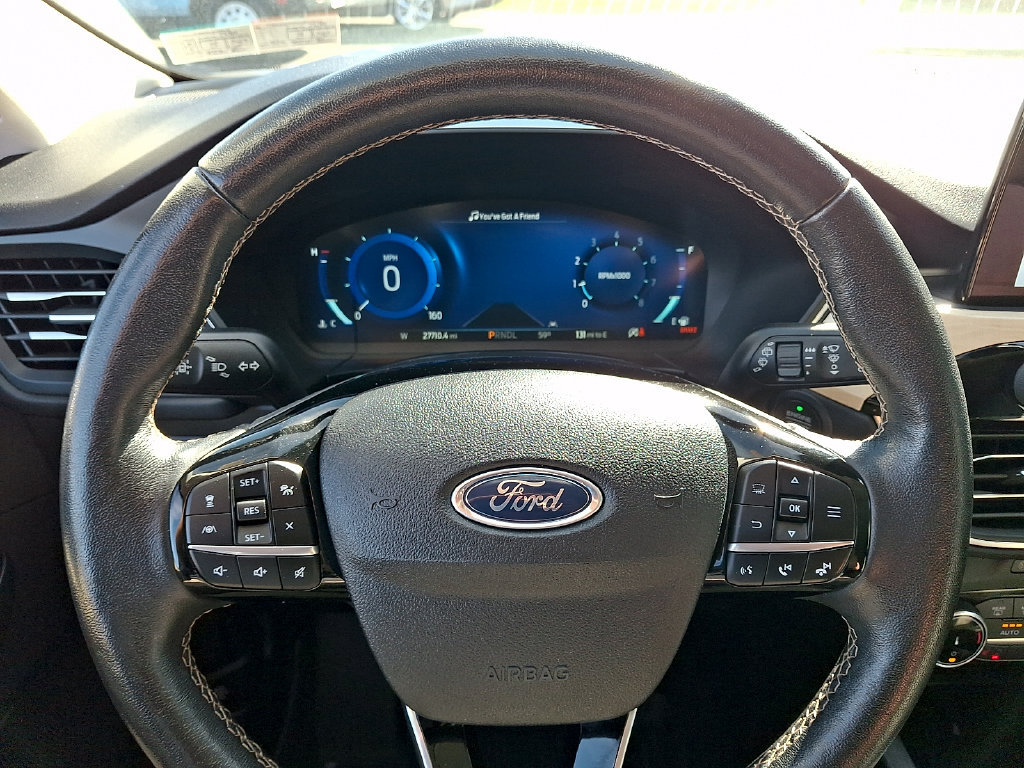 Used 2022 Ford Escape Titanium w/ Titanium Elite Package AWD/4WD image 22