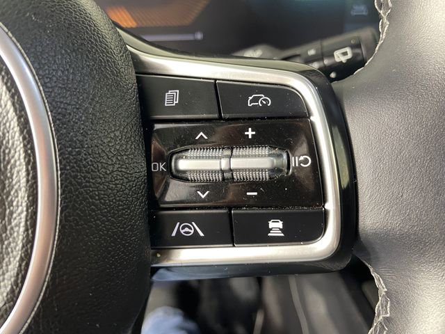Certified 2024 Kia Sorento S w/ Panoramic Sunroof Package image 13