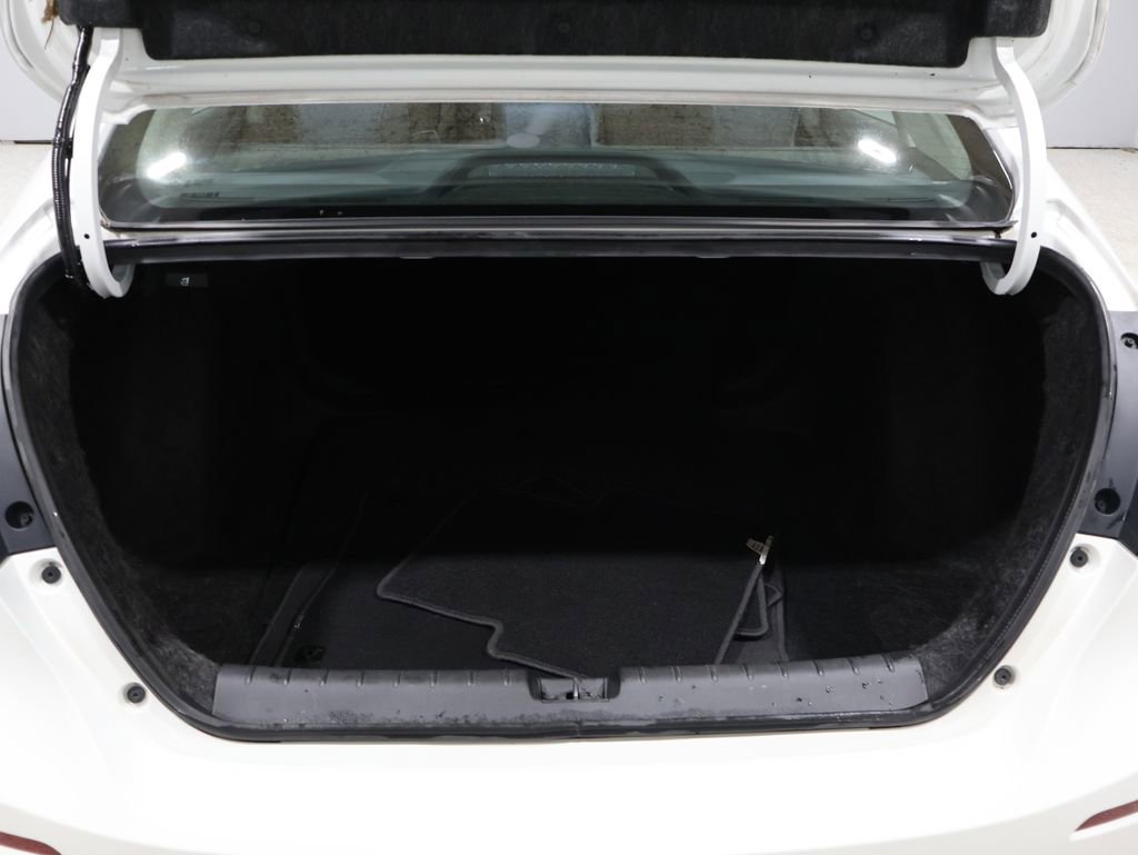 Used 2019 Honda Insight LX image 4